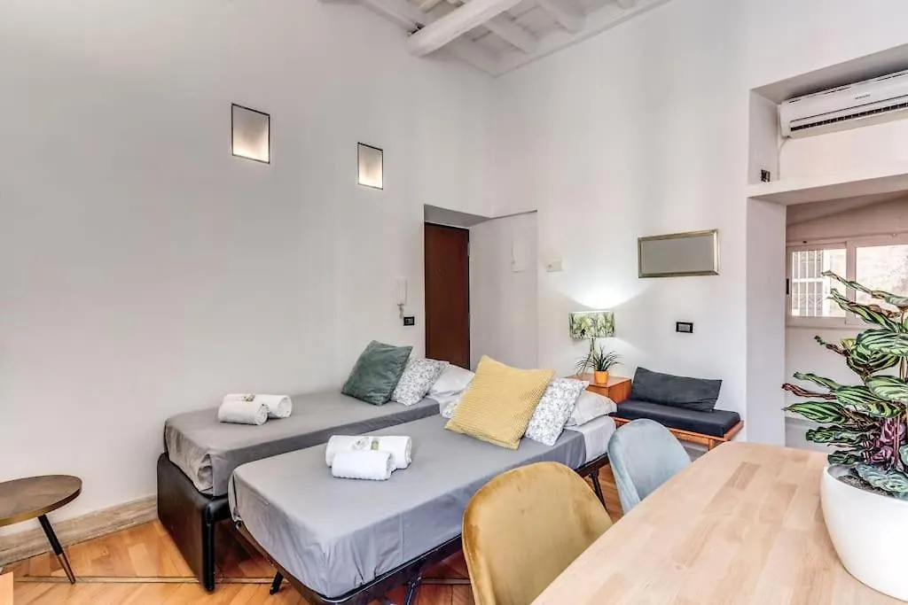 Trastevere At Piazza Giuditta Arcuati Suite Rome