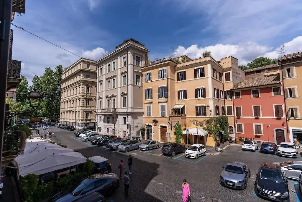 Apartment Trastevere At Piazza Giuditta Arcuati Suite Rome Italy