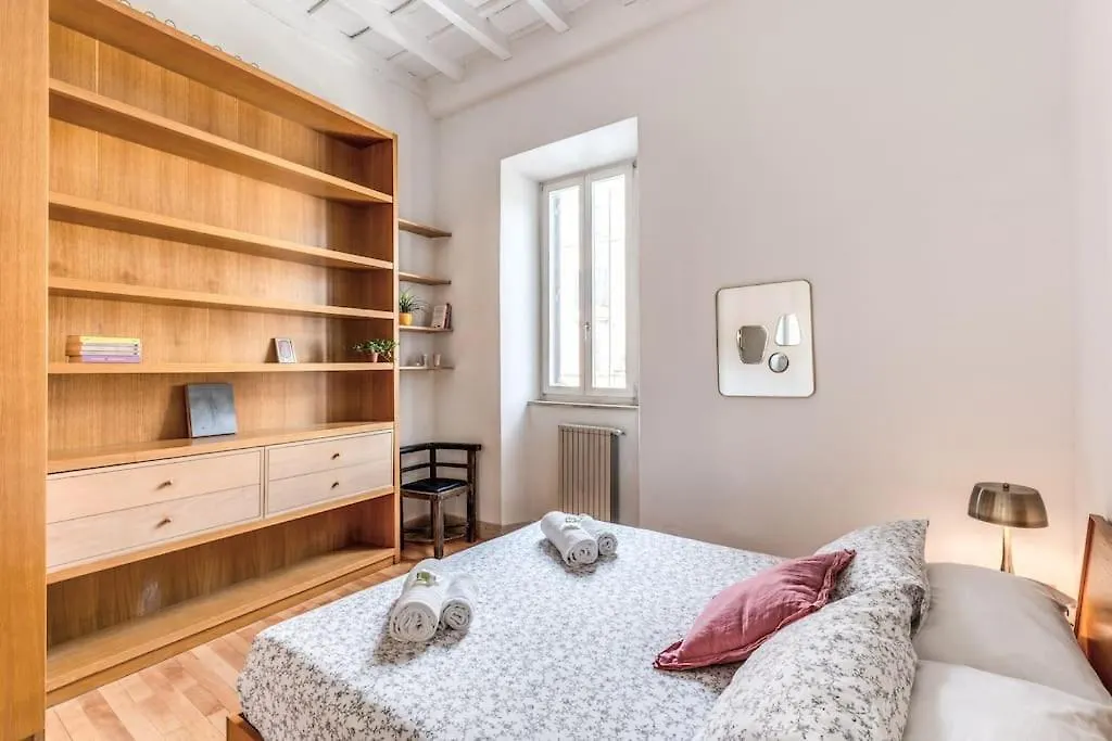 Apartment Trastevere At Piazza Giuditta Arcuati Suite Rome