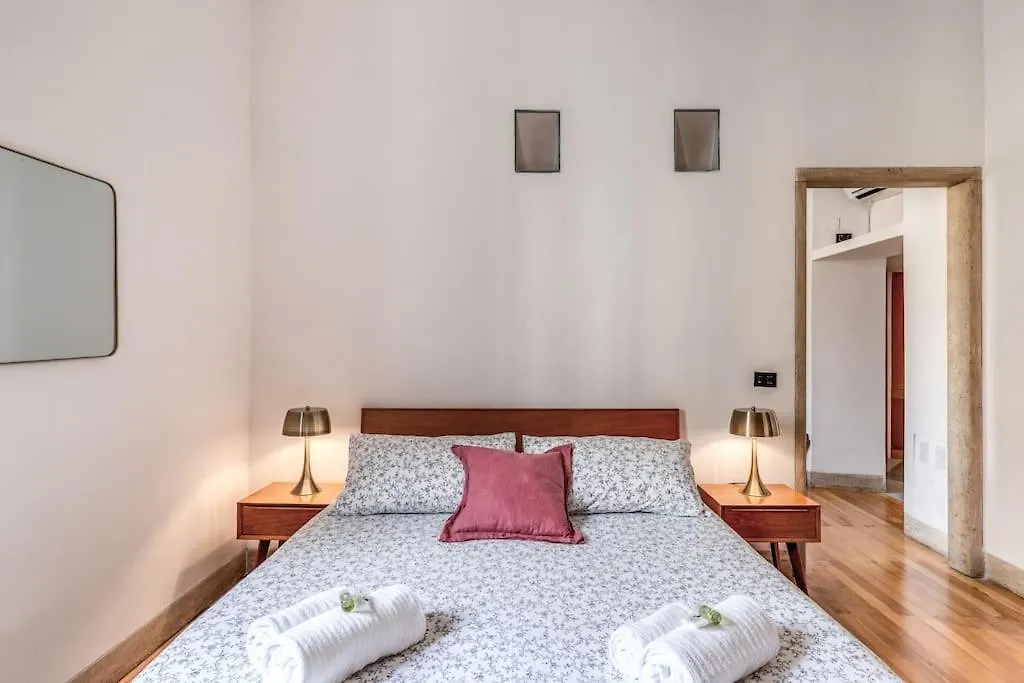 Trastevere At Piazza Giuditta Arcuati Suite Rome Apartment